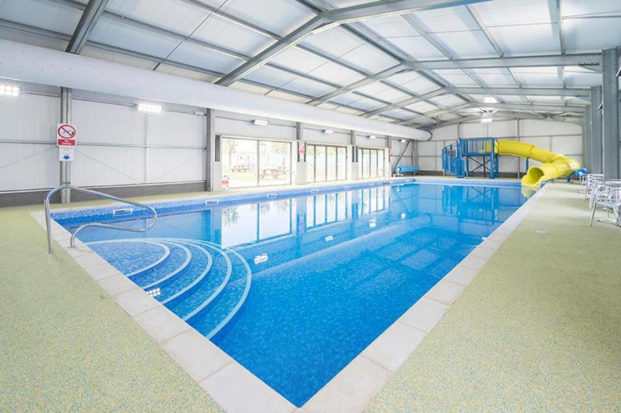 2Br-Sleeps6-Wifi-Freeparking-Holidaypark Clacton-on-Sea Exterior photo